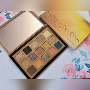 Natasha Denona Yucca Glamorous Eyeshadow Palette With Golds, Neutrals And Deeps